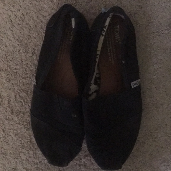 black toms - Picture 1 of 2